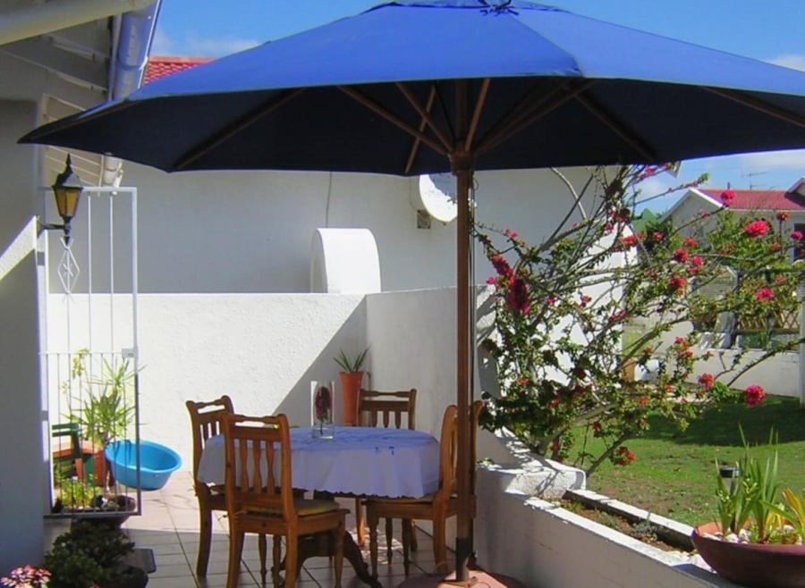 2 Bedroom Property for Sale in Aston Bay Eastern Cape